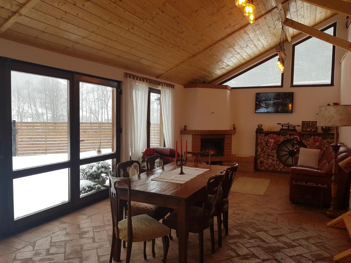 Sura Lu' Vasile. Bed & Breakfast Crivina  Dış mekan fotoğraf