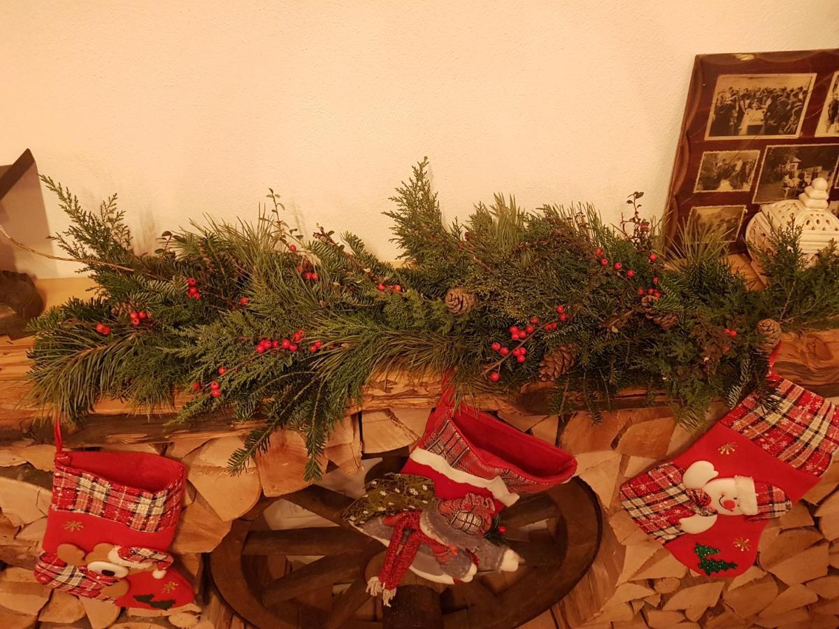 Sura Lu' Vasile. Bed & Breakfast Crivina  Dış mekan fotoğraf